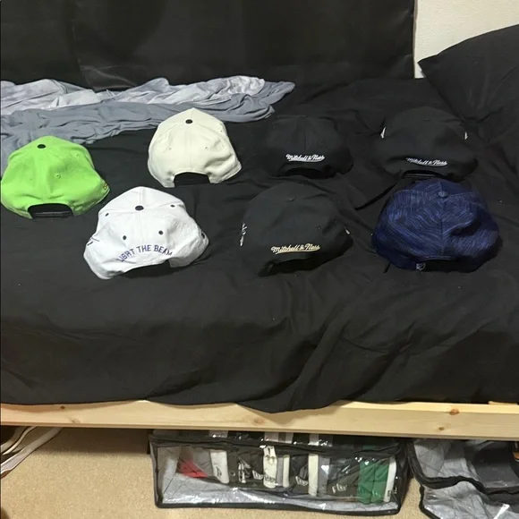 Snapback Lot - Picture 3 of 10